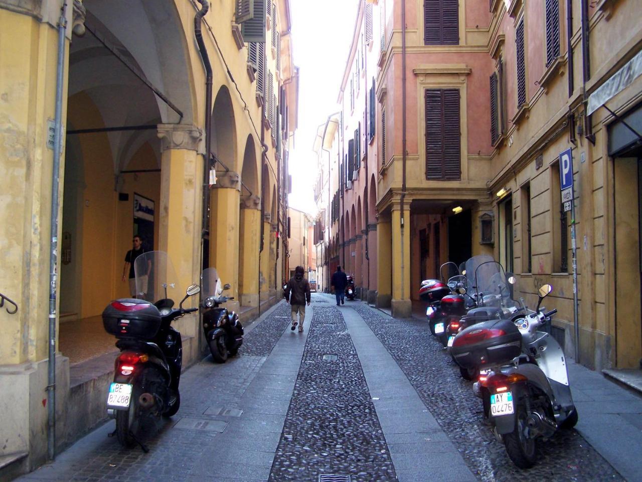 Enjoy Bologna Apartment Buitenkant foto